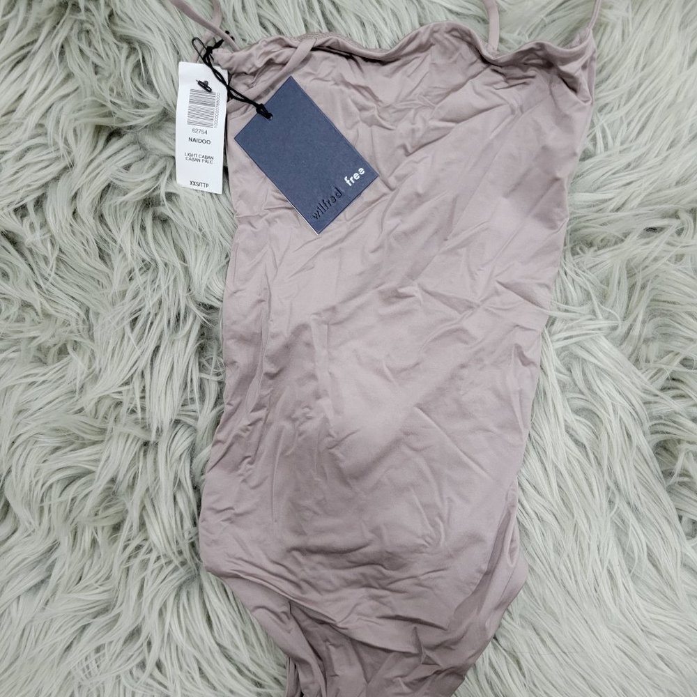 Aritzia wilfred nwt bodysuit xxs